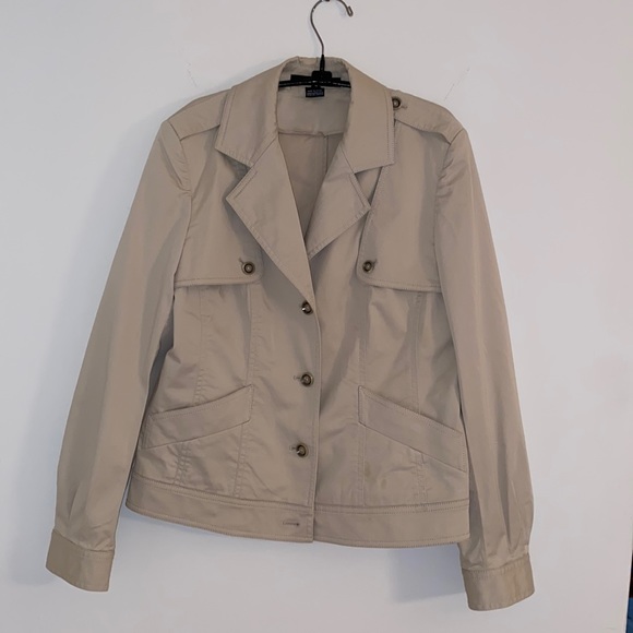 Ellen Tracy Jackets & Blazers - Ellen Tracy khaki jacket, Great Condition, Sz 6 measurements in photos below